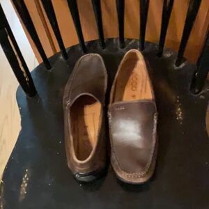 Good used Ecco leather driving slip on size 43